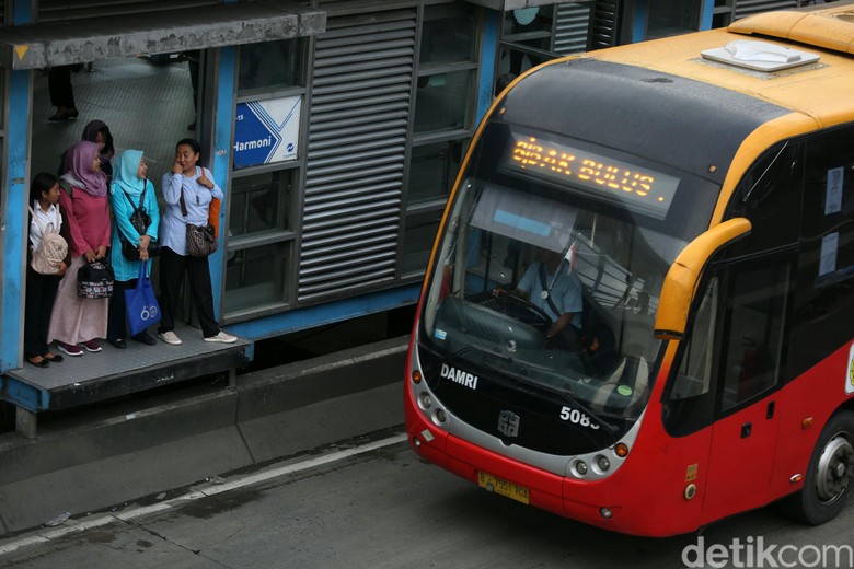 Rayakan HUT DKI ke-492, Hari Ini Transjakarta Gratis! Rayakan HUT DKI ke-492, Hari Ini Transjakarta Gratis!