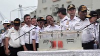 CVR yang menjadi bagian dari black box atau kotak hitam Lion Air PK-LQP itu ditemukan dalam keadaan utuh di kedalaman 30 meter di dalam laut perairan Karawang.