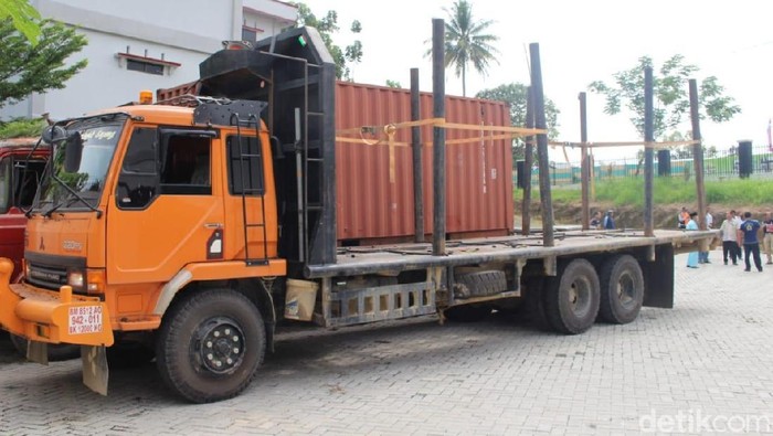 Pengusaha yang Modif Truk Jadi Over Load Didenda Rp 12 Juta