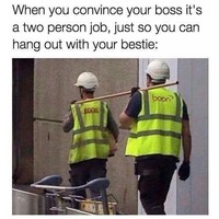 Minta bos untuk menugaskan teman baik agar bisa hangout bersama padahal tugasnya tidak berat. Foto: Instagram