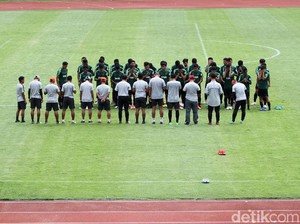 Indra Sjafri Saring 30 Pemain Terbaik Lewat Game Internal