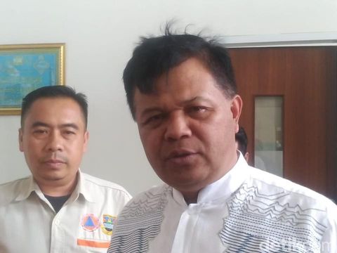 Bupati Bandung Barat Aa Umbara