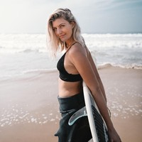 Aku tak pernah menyangka menjadi pilot adalah sebuah opsi bagiku karena mahal dan fakta jika banyak pilot adalah pria. Semakin aku memikirkannya, semakin aku menginginkannya dan aku tahu itu sempurna bagiku, ujarnya dalam sebuah interview di tahun 2017. Foto: Instagram/Maria Pettersson