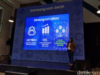 Elvira Jakub, Corporate Marketing Director Samsung Electronics Indonesia