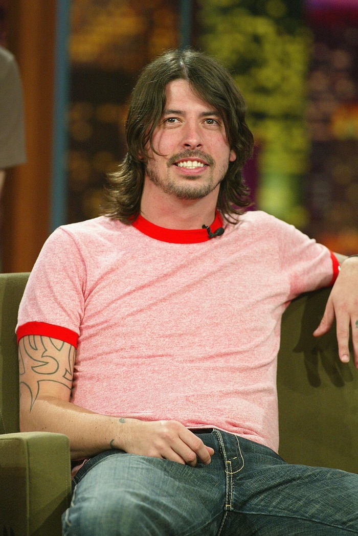 BURBANK, CA - APRIL 9: The Foo Fighters singer Dave Grohl appears on The Tonight Show with Jay Leno at the NBC Studios on April 9, 2003 in Burbank, California. (Photo by Kevin Winter/Getty Images)