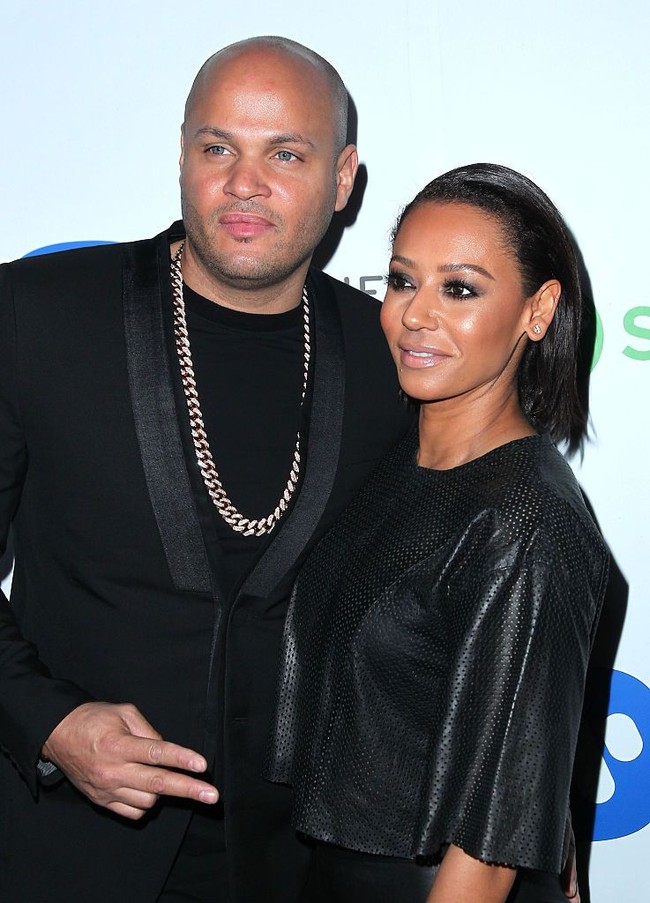 Perceraian Mel B dan sang suami Stephen Belafonte disebut-sebut juga karena adanya orang ketiga. Mel B sempat menuduh Belafonte telah tidur dengan babysitter anaknya.Foto: Getty Images