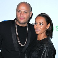Perceraian Mel B dan sang suami Stephen Belafonte disebut-sebut juga karena adanya orang ketiga. Mel B sempat menuduh Belafonte telah tidur dengan babysitter anaknya.Foto: Getty Images