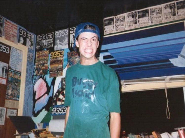 HBD Dave Grohl! Anak Guru, Drop Out dan Jadi Rock Star
