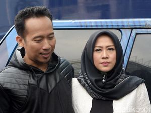Tips Denny Cagur Tak Kecantol Perempuan Lain Selain Sang Istri