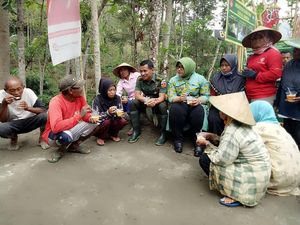 Santainya Bupati Sragen Saat Kulineran hingga Foto Telur Dapat Rekor Likes di Instagram