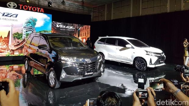 Suasana peluncuran Avanza