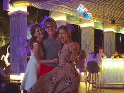 Remaja Cantik Ini Anak Bungsu Bill Gates