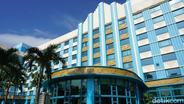 Berkeliling di Disney Hollywood Hotel