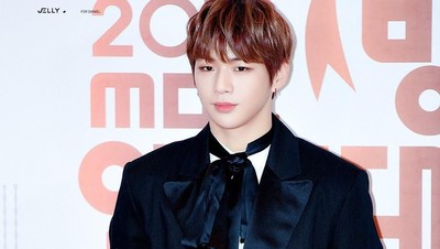 10 Gaya Mewah Kang Daniel, Artis Korea yang Pecahkan Rekor Instagram