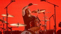 Banyak pula yang rindu melihat aksinya dalam menabuh drum. Kevork Djansezian/Getty Images