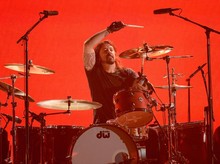 Dave Grohl dan Personel Anthrax Bikin Project Bareng