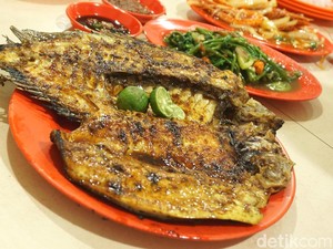 Yuk, Ajak Keluarga Makan Ikan Bakar Enak di 5 Resto Seafood Ini