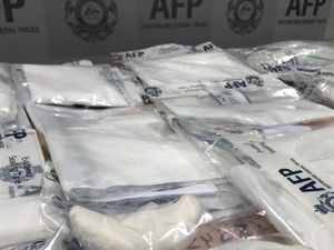 Heboh Pramugari Malaysia Sembunyikan Narkoba di Dalam Bra