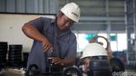 Melihat Proses Pembuatan LRT Jabodebek di Markas INKA (1)