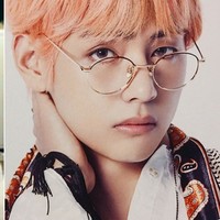 V BTS yang dijuluki sebagai pria tertampan juga sudah rupawan sejak kecil. Begini tampilannya dulu sebelum suka mewarnai rambut. Foto: Twitter