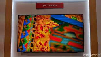 Tak hanya ponsel, Huawei pamerkan televisi 8K. Foto: Adi Fida Rahman/detikINET