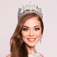 Tak hanya itu, sebelumnya pada kontes Miss Denmark 2018, gadis berusia 18 tahun ini berhasil memenangkan Peoples Choice Award dan Best Charity Project. Celina juga dianugerahi sebagai Miss beauty with a purpose dan Readers favourite. Foto: Instagram @celinariel