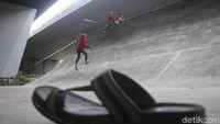 Bagaimana menurut Anda bermain perosotan di arena skatepark?