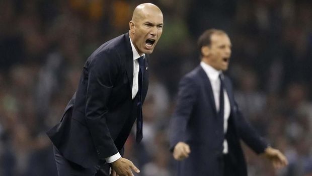 Zinedine Zidane kembali menangani Real Madrid setelah sempat hengkang. (