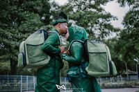 Sweet Foto Prewedding Pasangan Ini Bertema Layanan Antar Makanan Ojol