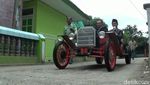 Mobil Antik dari Bahan Bekas