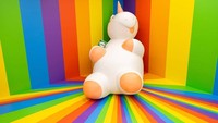Yakin tidak mau coba bertemu unicorn lucu ini? (Selfie Museum/Facebook)