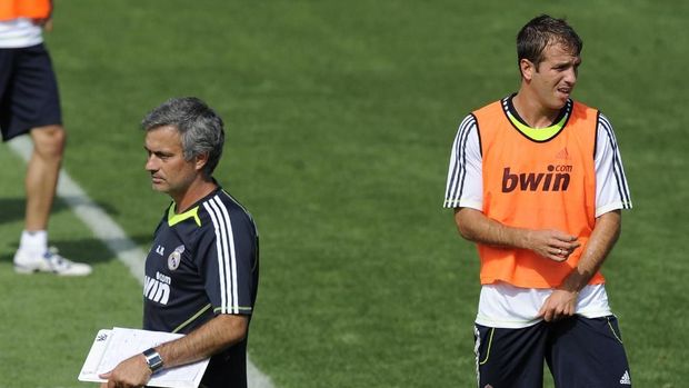 Mantan Presiden Sebut Real Madrid Akan Datangkan Mourinho