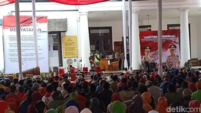 Jelang Pemilu, Kapolda Jabar Ingatkan Warga Soal Berita Hoax