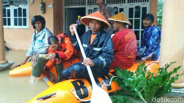 Banjir Melanda Kebumen, Ribuan Warga Mengungsi