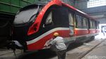 Melihat Proses Pembuatan LRT Jabodebek di Markas INKA (1)