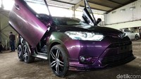 Dia menambahkan, pembuatan mobil roda delapan ini belum selesai seluruhnya. Saat ini dia perkirakan progress-nya baru sekitar 80 persen. Karena bagian interior belum mendapat sentuhan apapun.
