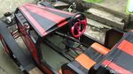 Mobil Antik dari Bahan Bekas