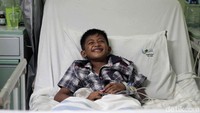 Korban limbah B3 di Bekasi mengalami perawatan intensif di RSUD Koja, Jakarta Utara, Rabu (16/1/2019).