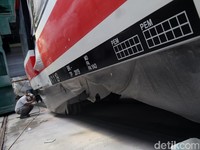 Lahan Depo Bermasalah, Kereta LRT Jabodebek Tiba di Jakarta Sabtu