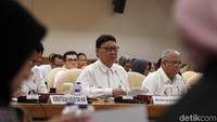 Selain Mendagri dan Kepala BNP2TKI, perwakilan kementerian hadir di rapat terbuka itu. Di antaranya Kementerian Ketenagakerjaan, Kementerian Luar Negeri, dan Kementerian Hukum dan HAM.
