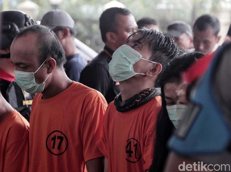 Aris Idol, Prilly Latuconsina, BLACKPINK hingga Asisten Ivan Gunawan