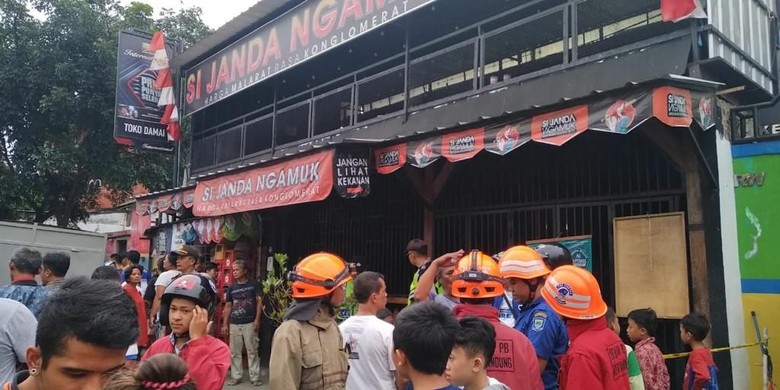 5 Pegawai Si Janda Ngamuk Luka Bakar Akibat Ledakan Gas 5 Pegawai Si Janda Ngamuk Luka Bakar Akibat Ledakan Gas