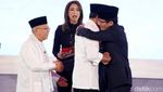 Adem Bener, Lihat Kedua Paslon Capres Cawapres Berpelukan