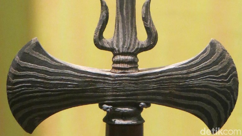Kapak Wiro Sableng yang Asli di Muzium Negara Malaysia (Fitraya/detikTravel) Kapak Wiro Sableng yang Asli di Muzium Negara Malaysia (Fitraya/detikTravel)