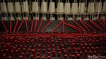 Produksi Lilin Dikebut Jelang Imlek