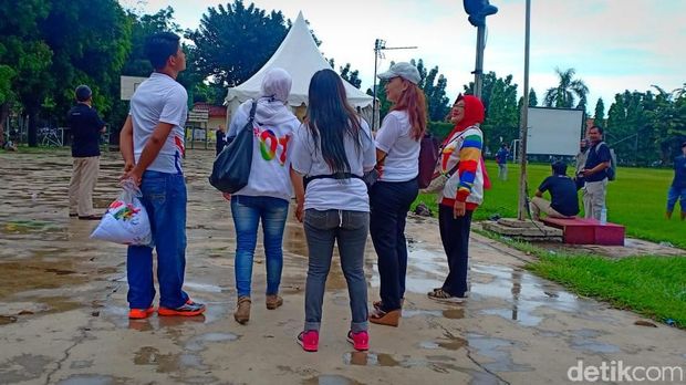Pendukung Jokowi-Ma'ruf Amin sudah terlihat mendatangi lokasi