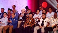 Ketua dewan penasehat PAN yang juga mantan ketua umum Muhammadiyah Amien Rais hadir dibarisan terdepan pendukung pasangan calon capres cawapres 2019.