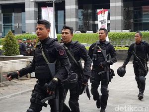 Paspampres Bersenjata Laras Panjang Ikut Amankan Debat Capres