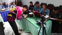 Perekaman e-KTP di Lapas Ciamis ini berjalan lancar tanpa hambatan. Padahal biasanya, menurut dia, saat perekaman e-KTP jemput bola tersebut sering terjadi gangguan jaringan.