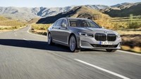BMW mengaku telah menyodorkan sedan tercanggih dan teramannya seri 7 Vehicle Security F02 sebagai calon tunggangan RI 1. 